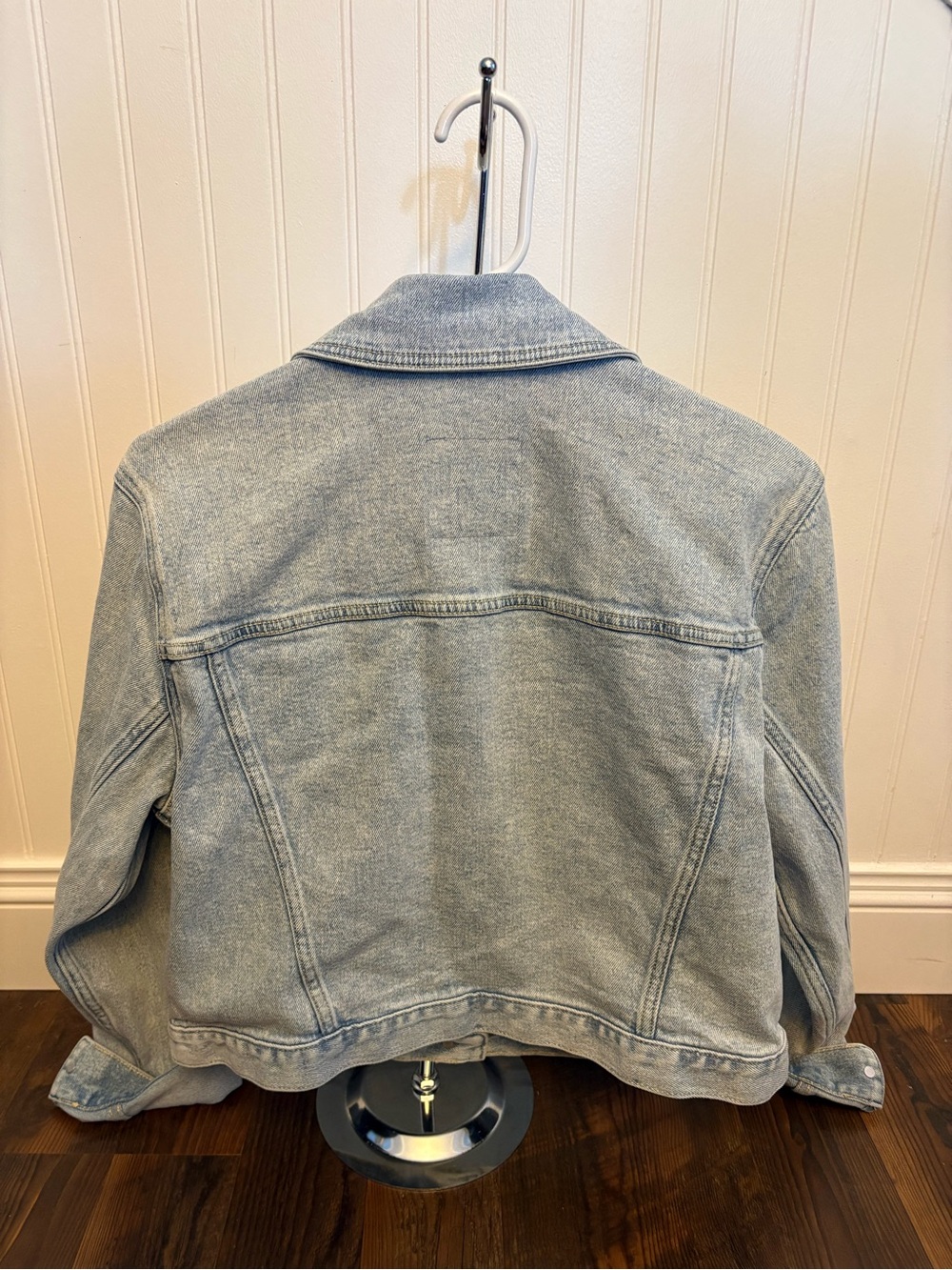 Hollister Light Wash Blue Denim Trucker Jacket - Picture 2 of 7